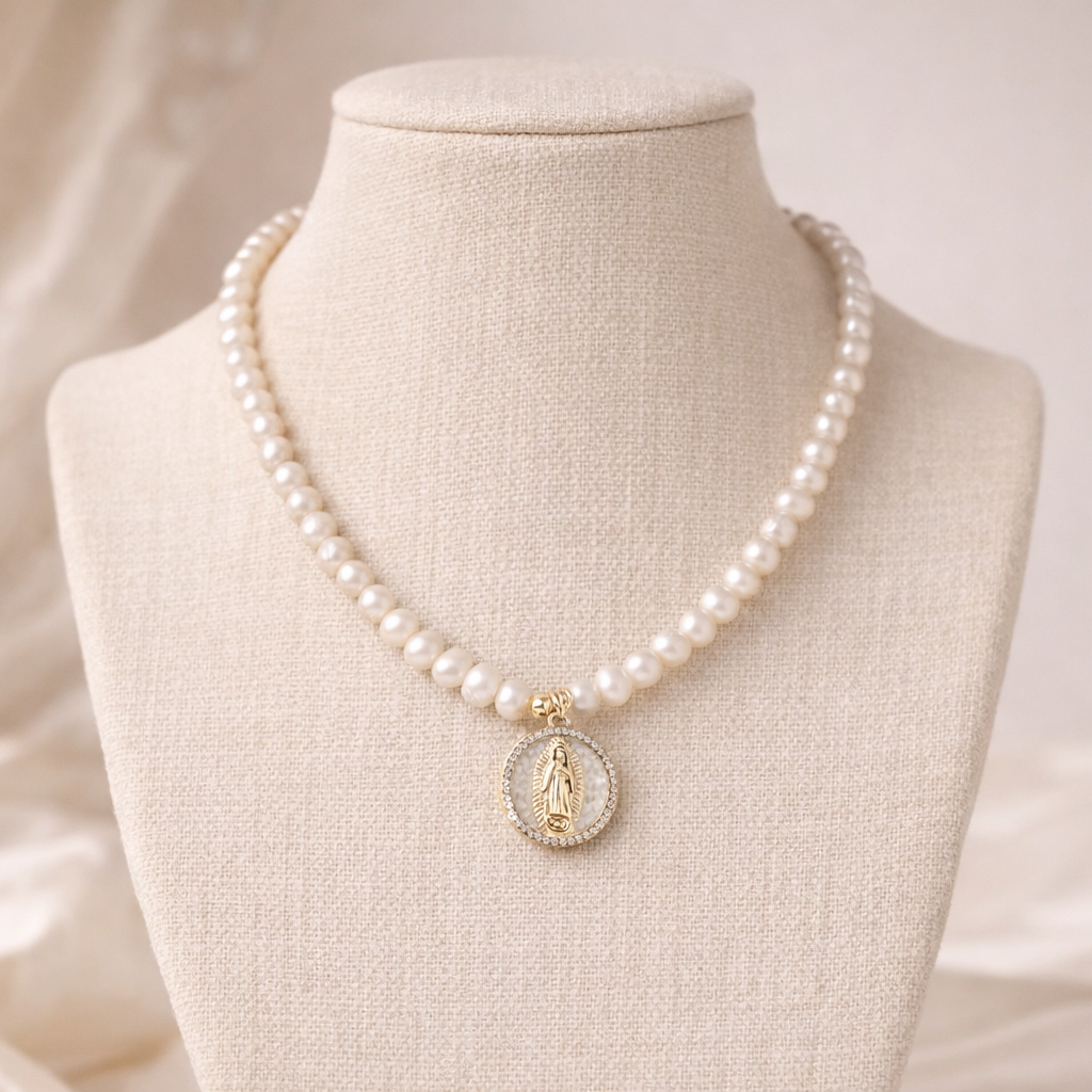 River Pearl Medallion Necklace